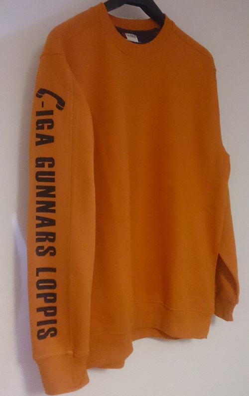Sweatshirt med tryck Luriga Gunnars Loppis, tryckt av Andys Service, Dals Lnged